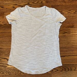 lululemon athletica Light Gray Short Sleeve Tee